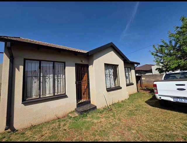 3 BEDROOM PROPERTY TO RENT IN DAWN PARK